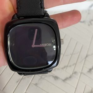 Nixon “The Shutter” black watch with rubber band